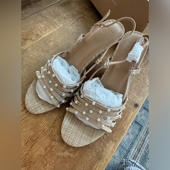 JustFab Solana Wedge Sandal - Picture 4 of 13